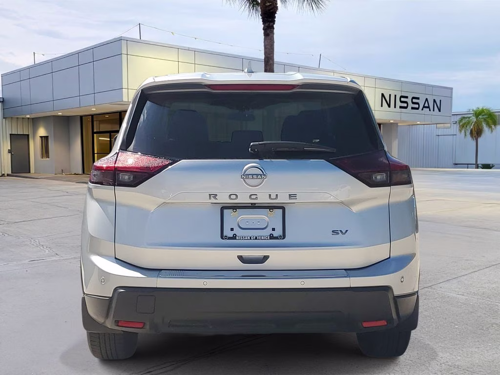 2024 Brilliant Silver Metallic Nissan Rogue SV FWD SUV