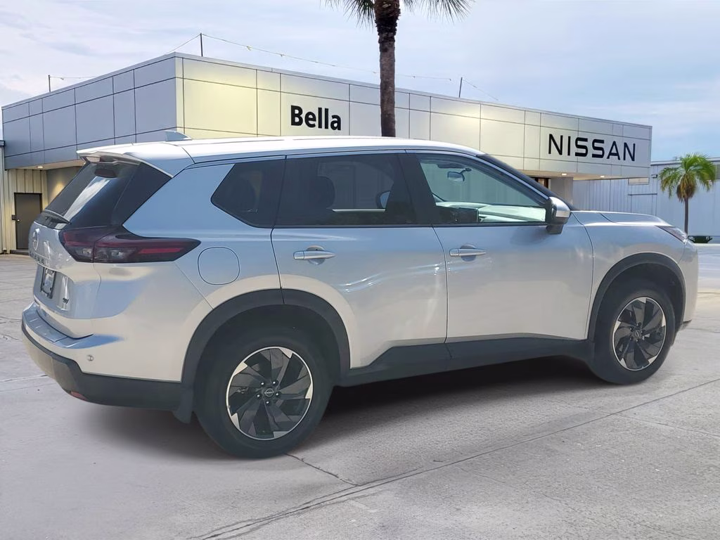2024 Brilliant Silver Metallic Nissan Rogue SV FWD SUV