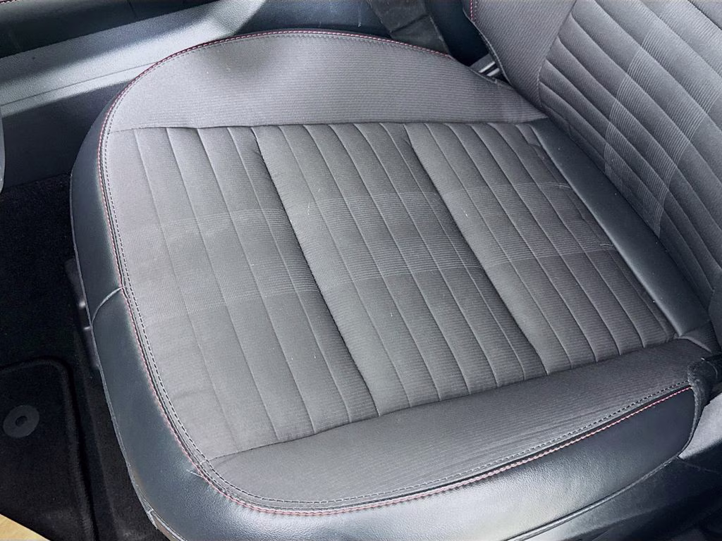 2025 Gray Metallic Ford Explorer ST-Line 4X4 SUV
