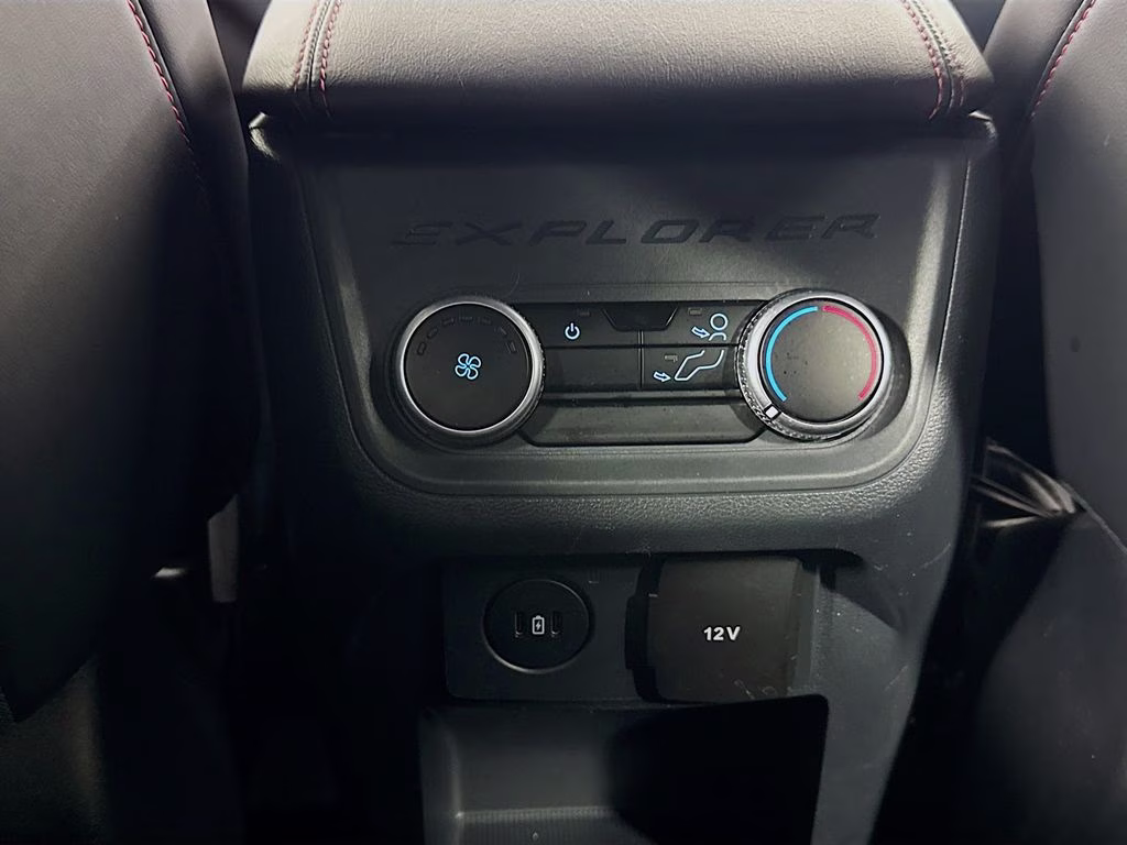 2025 Gray Metallic Ford Explorer ST-Line 4X4 SUV