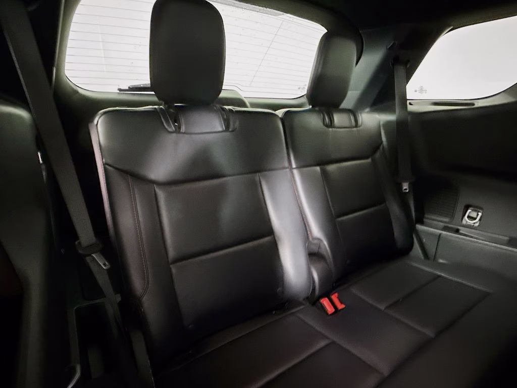 2025 Gray Metallic Ford Explorer ST-Line 4X4 SUV