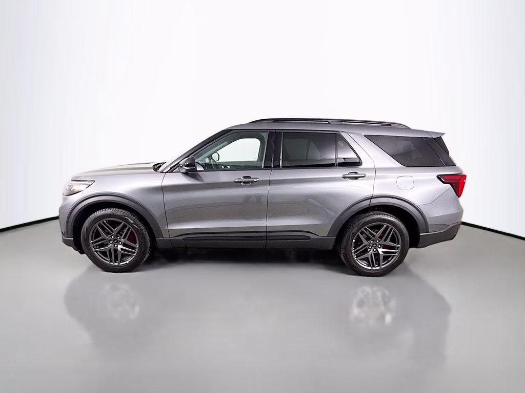 2025 Gray Metallic Ford Explorer ST-Line 4X4 SUV