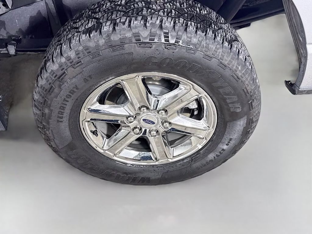 2025 Silver Metallic Ford F-150 XLT 4X4 Truck