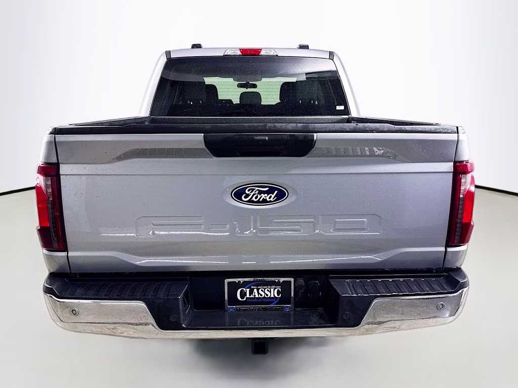 2025 Silver Metallic Ford F-150 XLT 4X4 Truck