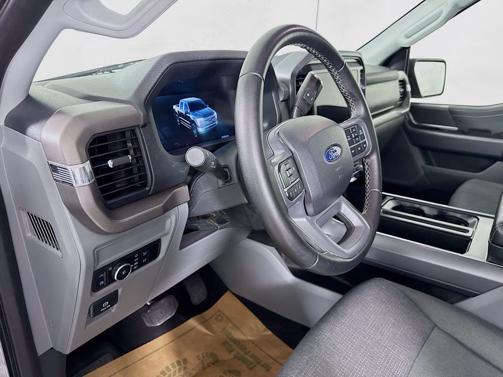 2025 Silver Metallic Ford F-150 XLT 4X4 Truck