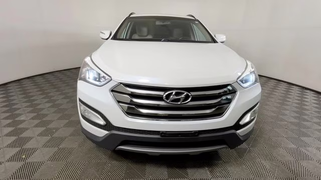 2014 Frost White Pearl Hyundai Santa Fe Sport 2.0T FWD SUV