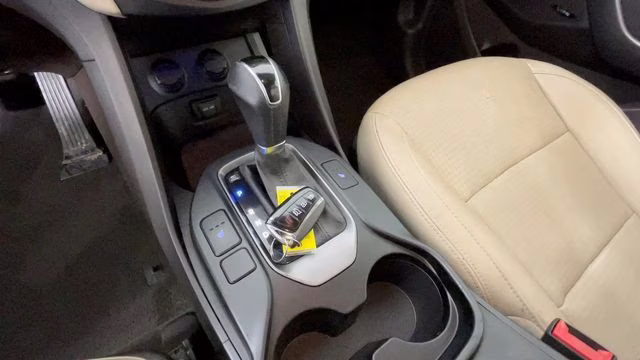 2014 Frost White Pearl Hyundai Santa Fe Sport 2.0T FWD SUV