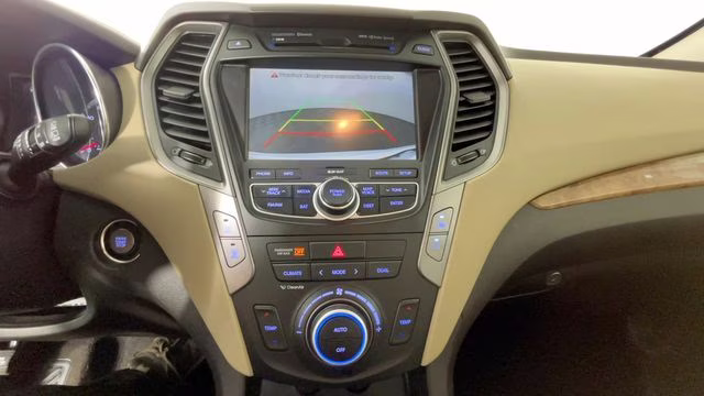 2014 Frost White Pearl Hyundai Santa Fe Sport 2.0T FWD SUV