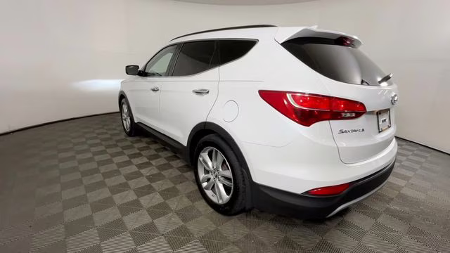 2014 Frost White Pearl Hyundai Santa Fe Sport 2.0T FWD SUV