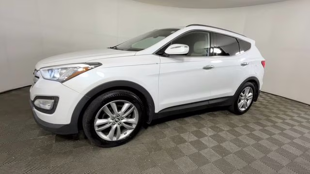 2014 Frost White Pearl Hyundai Santa Fe Sport 2.0T FWD SUV
