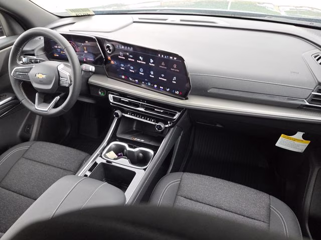 2026 Lakeshore Blue Metallic Chevrolet Traverse LT FWD SUV