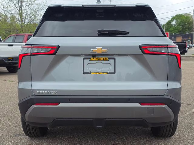 2026 Sterling Gray Metallic Chevrolet Equinox LT FWD SUV