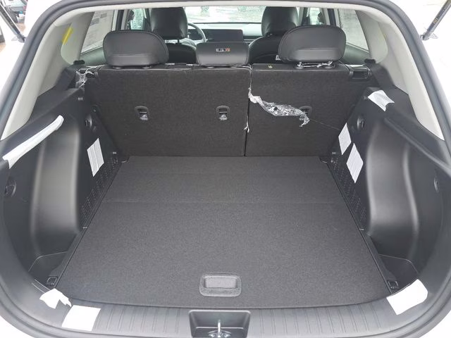 2026 Atlas White Hyundai Kona SEL Premium AWD SUV
