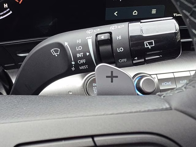 2026 Atlas White Hyundai Kona SEL Premium AWD SUV