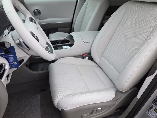 2026 Typhoon Silver Metallic Hyundai Palisade Hybrid SEL AWD SUV