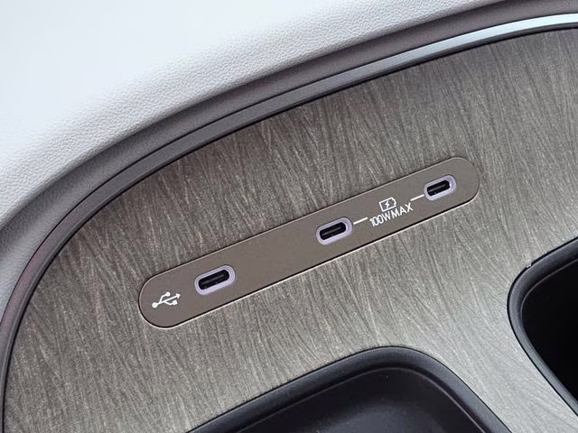 2026 Typhoon Silver Metallic Hyundai Palisade Hybrid SEL AWD SUV