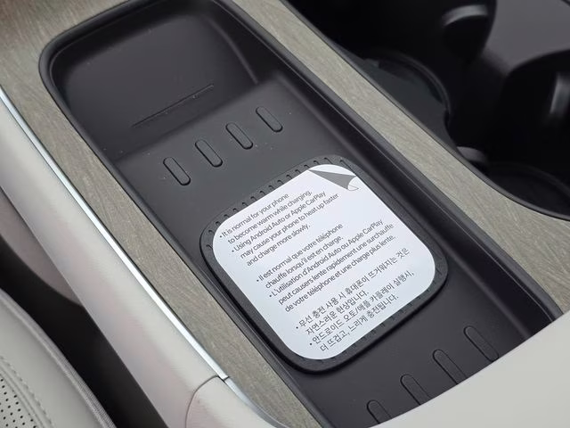 2026 Typhoon Silver Metallic Hyundai Palisade Hybrid SEL AWD SUV
