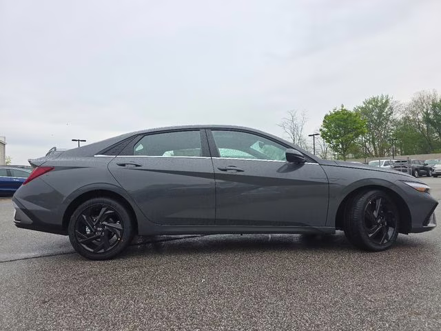 2026 Ecotronic Gray Hyundai Elantra SEL Sport FWD Sedan