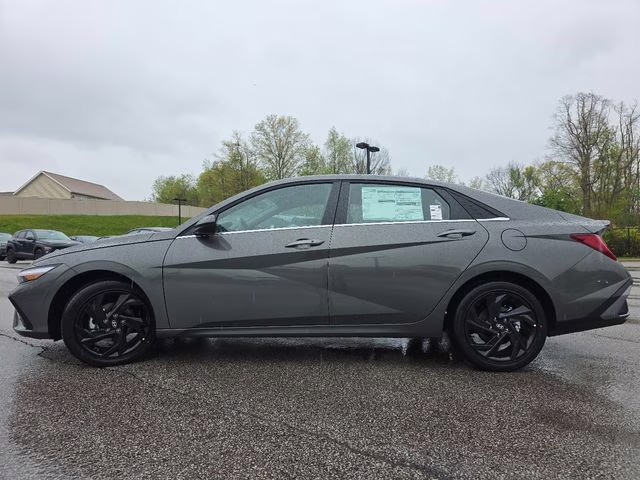 2026 Amazon Gray Hyundai Elantra SEL Sport FWD Sedan