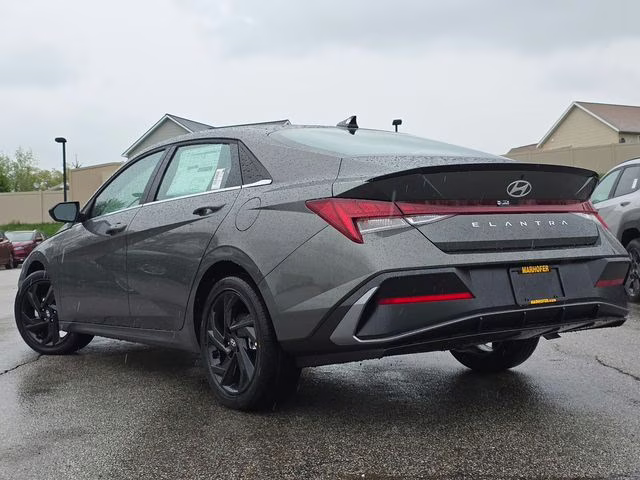 2026 Amazon Gray Hyundai Elantra SEL Sport FWD Sedan