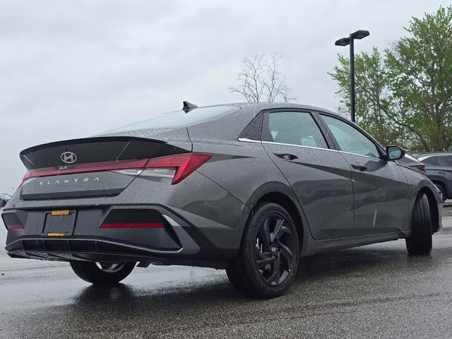 2026 Amazon Gray Hyundai Elantra SEL Sport FWD Sedan