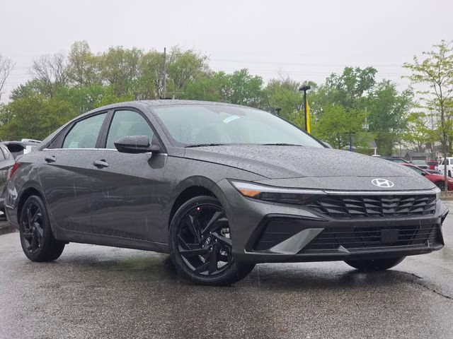 2026 Amazon Gray Hyundai Elantra SEL Sport FWD Sedan