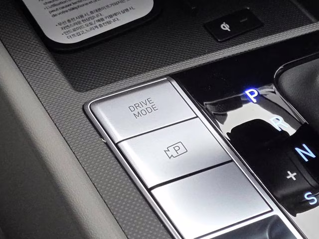 2026 Amazon Gray Hyundai Elantra SEL Sport FWD Sedan