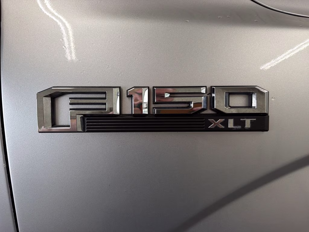 2017 Ingot Silver Metallic Ford F-150 XLT RWD Truck