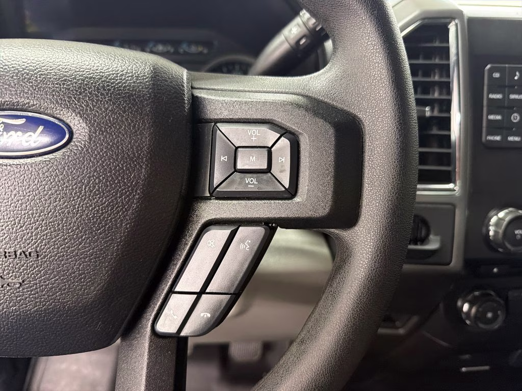 2017 Ingot Silver Metallic Ford F-150 XLT RWD Truck