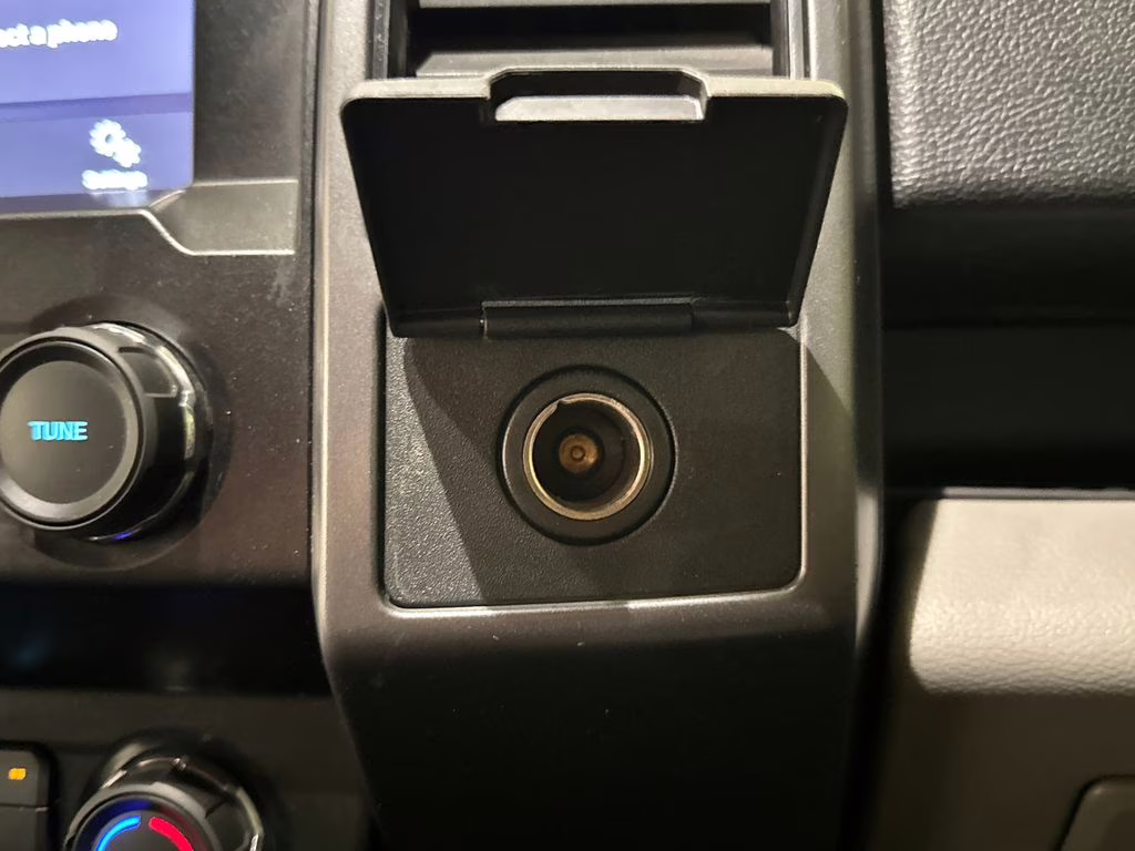2019 Ingot Silver Ford F-150 XLT 4X4 Truck