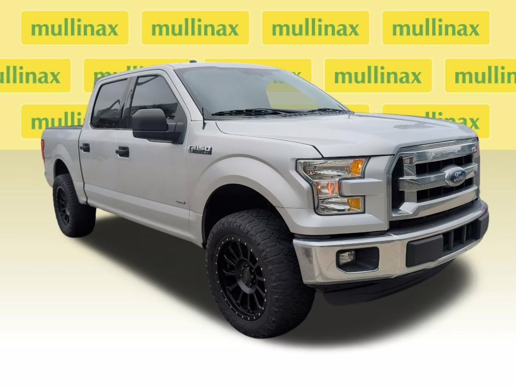 2017 Ingot Silver Metallic Ford F-150 XLT RWD Truck