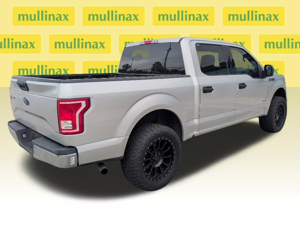 2017 Ingot Silver Metallic Ford F-150 XLT RWD Truck