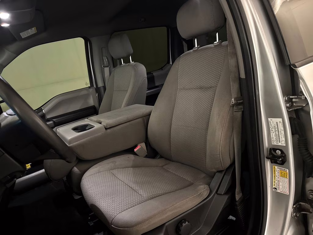 2019 Ingot Silver Ford F-150 XLT 4X4 Truck