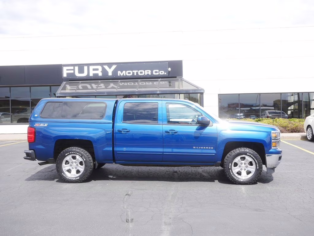 2015 Deep Ocean Blue Metallic Chevrolet Silverado 1500 LT 4X4 Truck