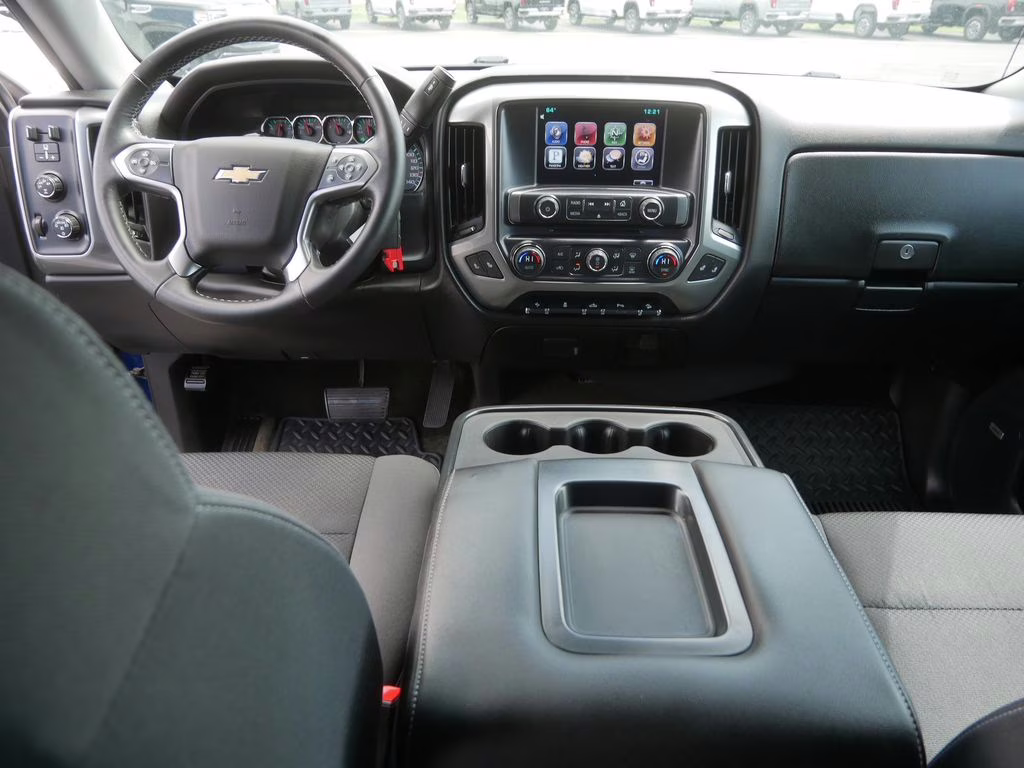 2015 Deep Ocean Blue Metallic Chevrolet Silverado 1500 LT 4X4 Truck