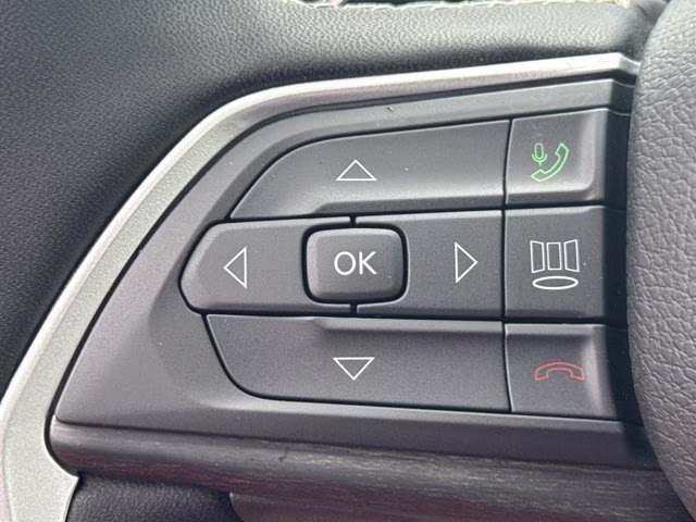 2026 Silver Zynith Jeep Grand Cherokee Laredo Altitude RWD SUV