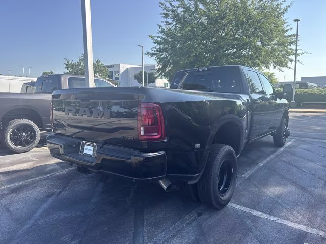 2026 Diamond Black Crystal Pearlcoat Ram 3500 Big Horn 4X4 Truck