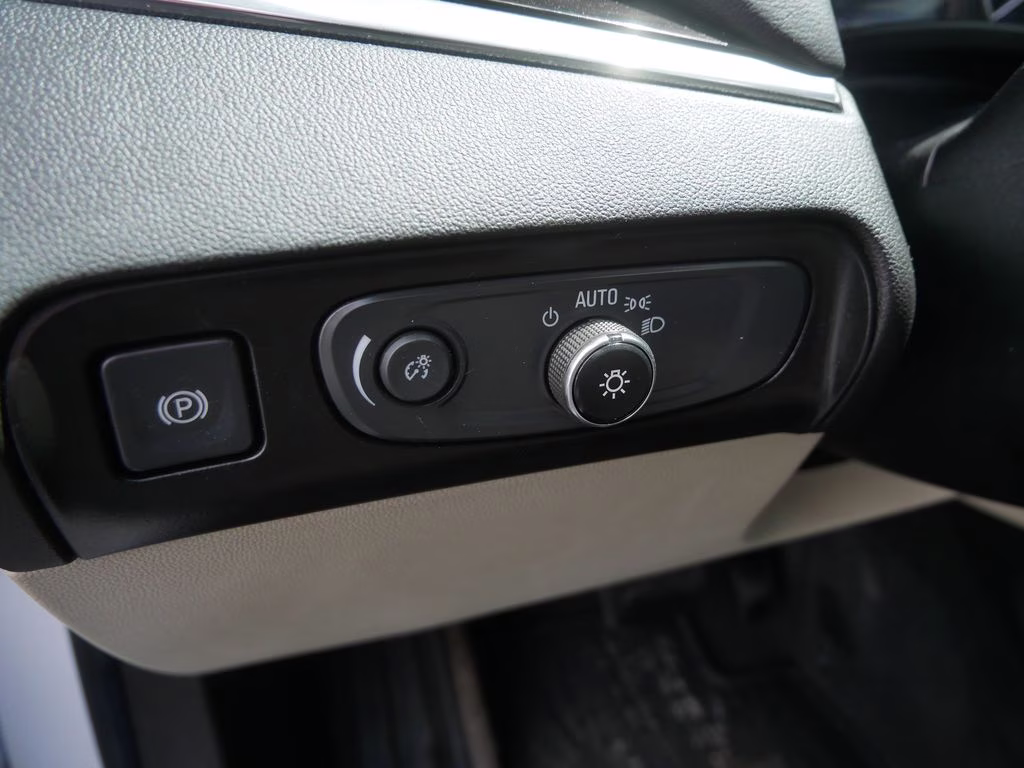 2020 Summit White Buick Enclave Premium Group AWD SUV