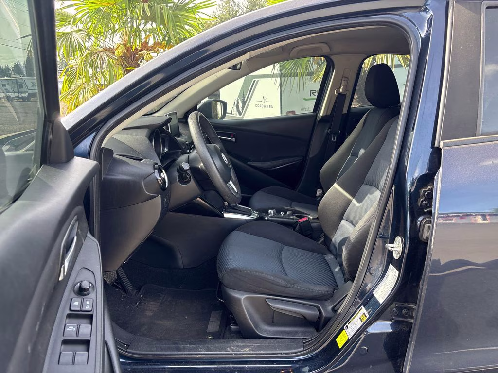 2017 Abyss Toyota Yaris iA Base FWD Sedan