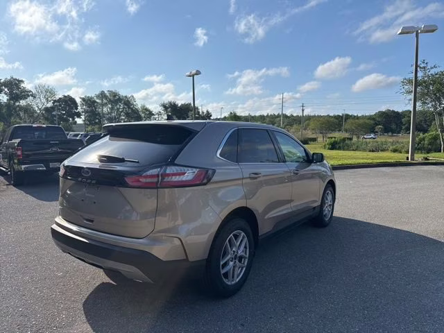 2021 Desert Gold Metallic Ford Edge SEL FWD SUV