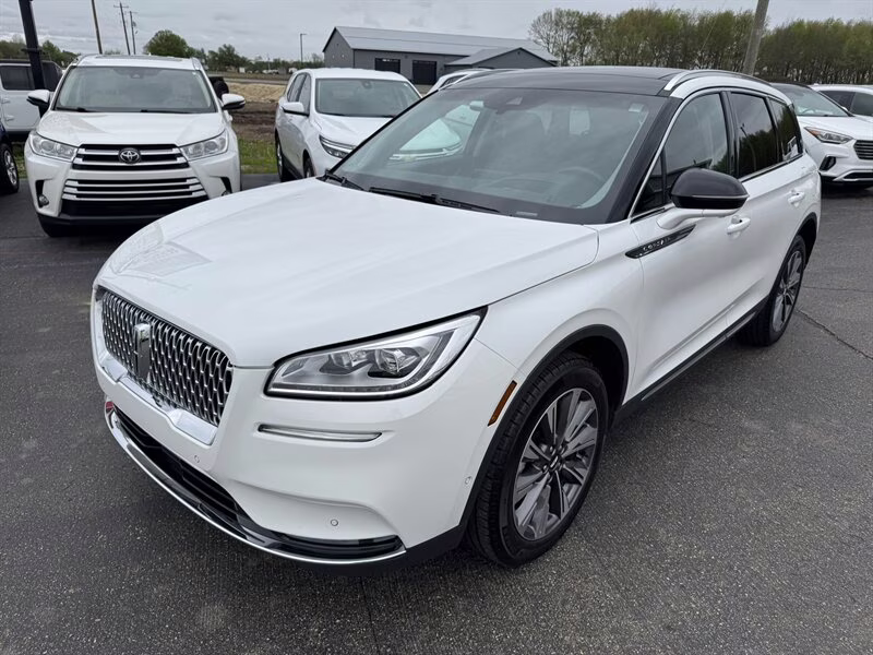 2022 Pristine White Lincoln Corsair Reserve AWD SUV