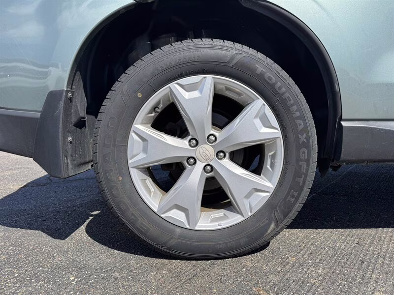 2016 Jasmine Green Metallic Subaru Forester 2.5i AWD Crossover