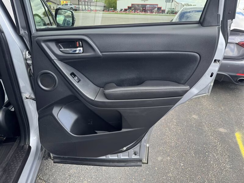 2015 Ice Silver Metallic Subaru Forester 2.0XT Touring AWD Crossover