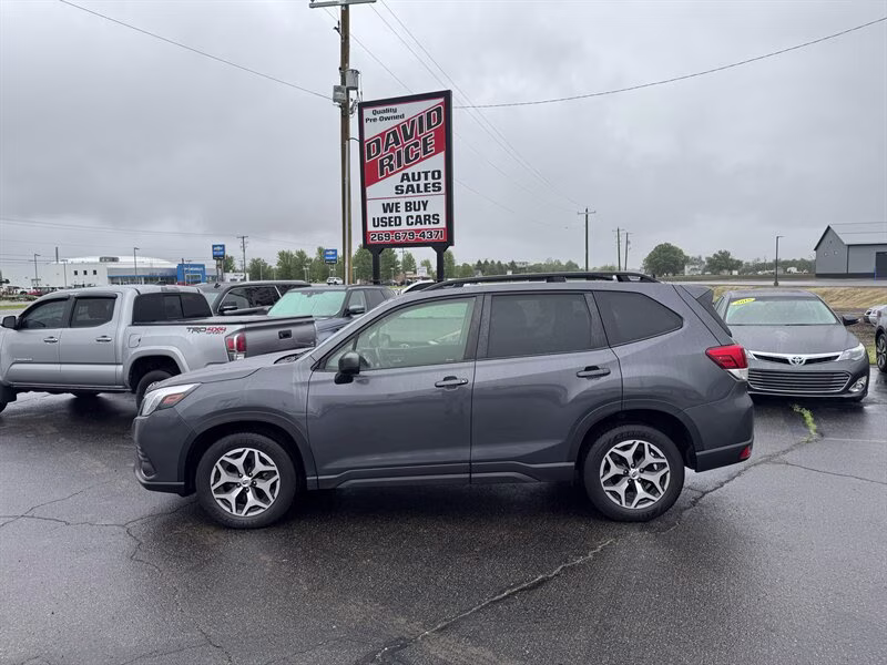 2022 Magnetite Gray Metallic Subaru Forester Premium AWD Crossover