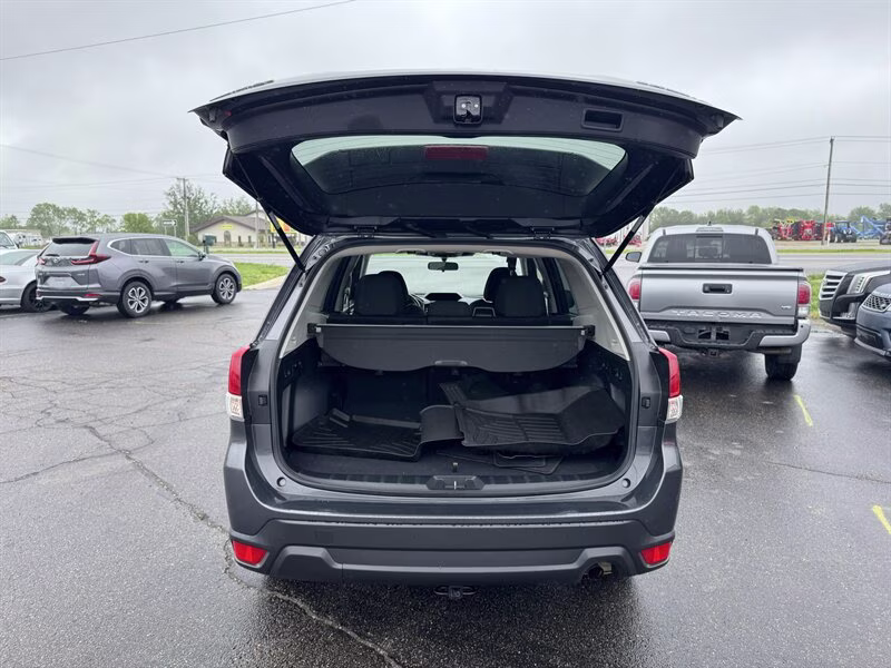 2022 Magnetite Gray Metallic Subaru Forester Premium AWD Crossover
