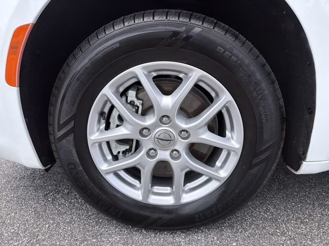 2023 Bright White Clearcoat Chrysler Voyager LX FWD Van