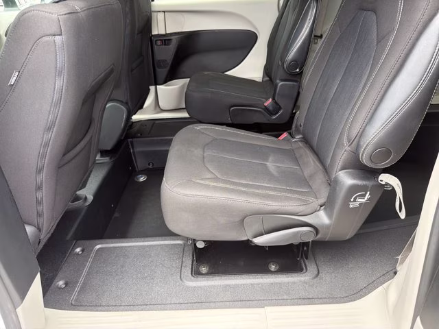 2023 Bright White Clearcoat Chrysler Voyager LX FWD Van