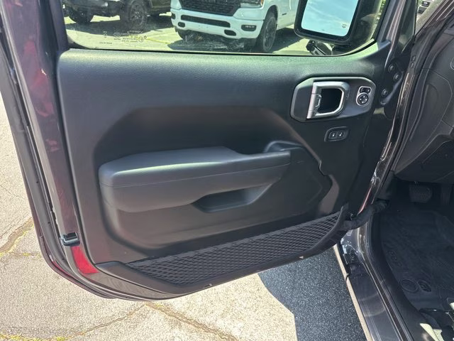 2024 Granite Crystal Metallic Clearcoat Jeep Wrangler Sport S 4X4 Convertible
