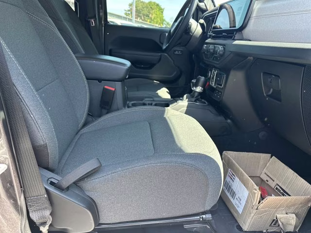 2024 Granite Crystal Metallic Clearcoat Jeep Wrangler Sport S 4X4 Convertible