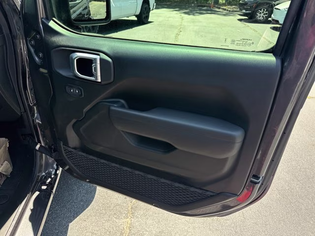 2024 Granite Crystal Metallic Clearcoat Jeep Wrangler Sport S 4X4 Convertible